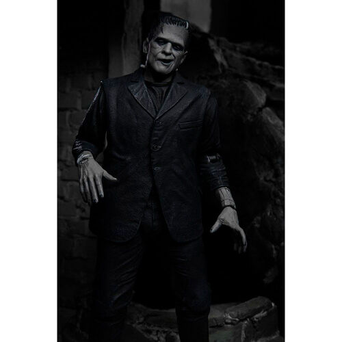 Universal Monsters Ultimate Frankensteins Monster Black and White figure 18cm
