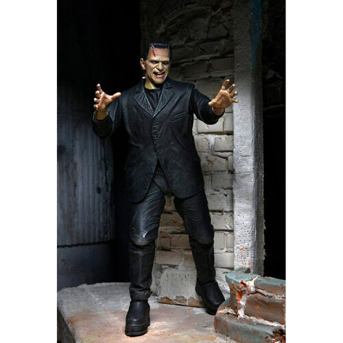Universal Monsters Ultimate Frankenstein Monster figure 18cm