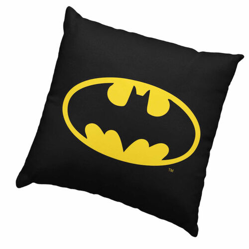 Imagen "img 237599 2cec4434c7b84a8014f621f2e705451f 20" de muestra del producto Cojin Logo Batmann DC Comics de la tienda online de regalos y coleccionables de cine, series, videojuegos, juguetes.